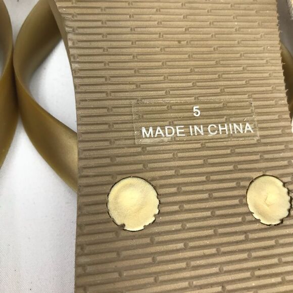 Vineyard Vines Gold Pattern and Apt. 9 Gem Sparkle FlipFlop Sandal Bundle - Picture 12 of 14